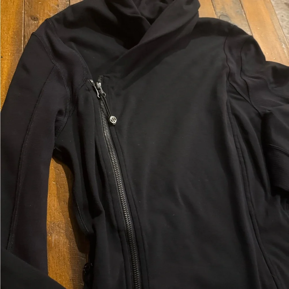 lululemon athletica Black Women's Jacket - Picture 4 of 5
